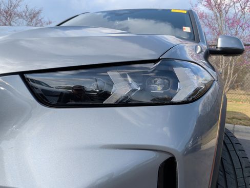 Certified 2024 BMW X5 sDrive40i w/ Parking Assistance Package image 3