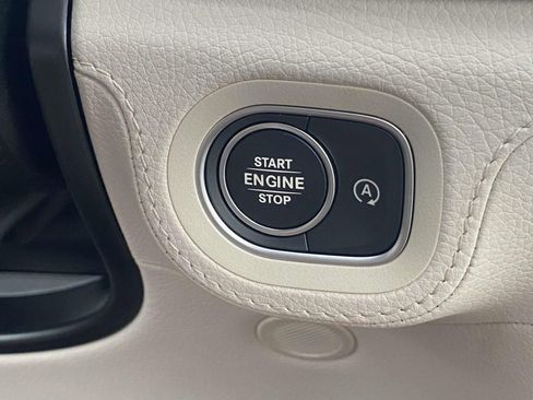 Certified 2025 Mercedes-Benz GLE 350 4MATIC image 28