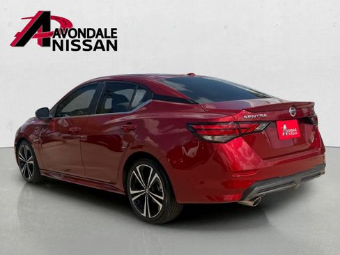 Certified 2021 Nissan Sentra SR FWD image 4