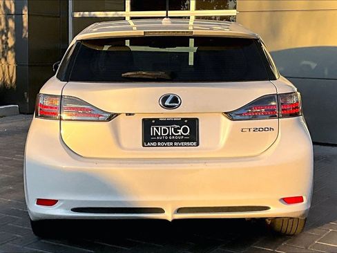 Used 2012 Lexus CT 200h image 4