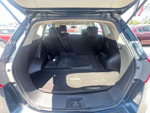 Used 2015 Nissan Rogue S w/ Convenience Package AWD/4WD image 38