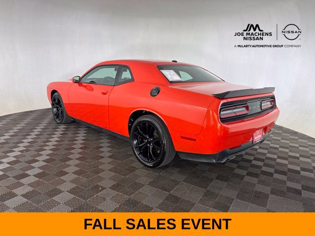 Used 2016 Dodge Challenger SXT w/ Blacktop Package RWD image 16