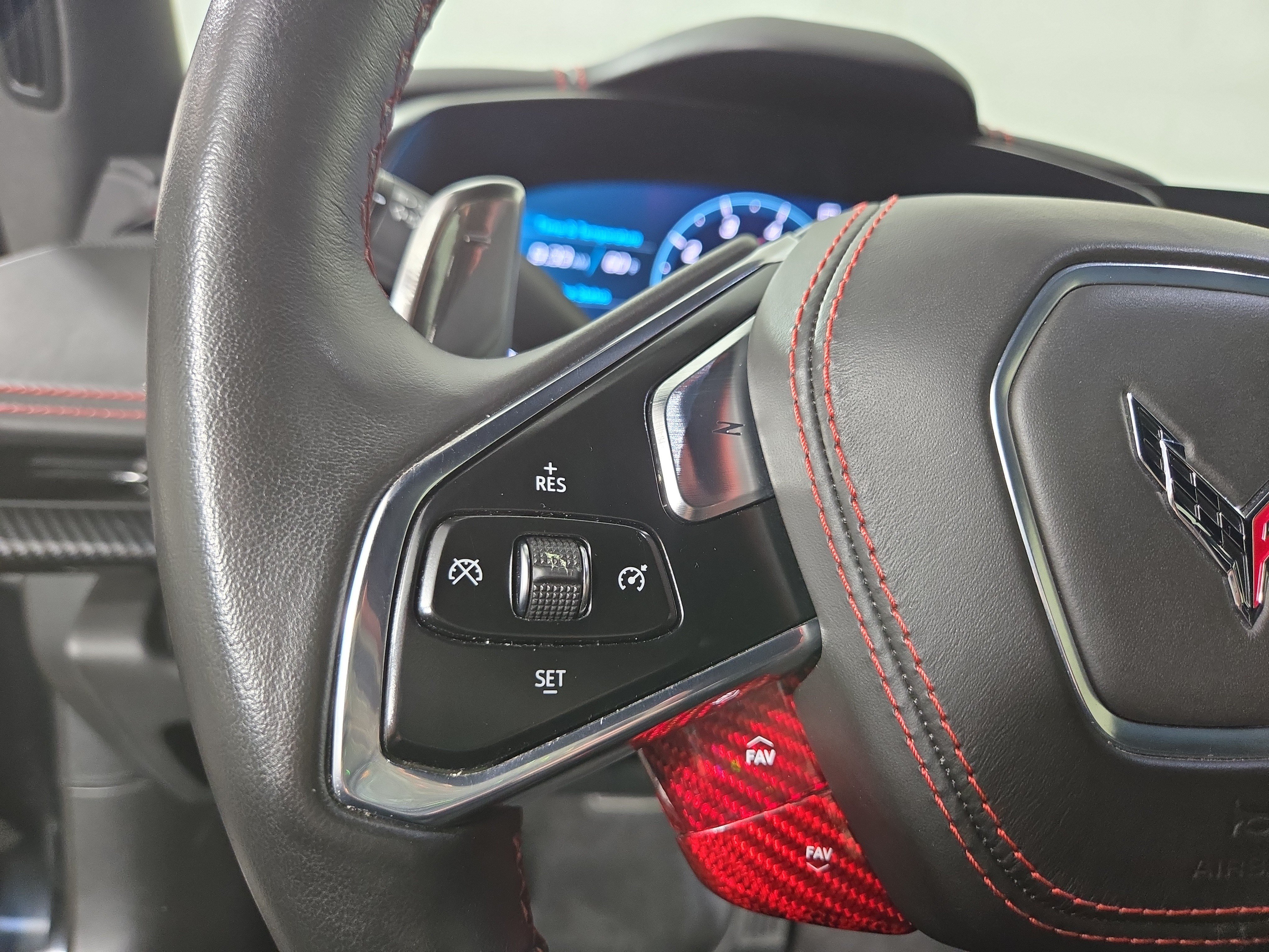 Used 2022 Chevrolet Corvette Stingray Premium Cpe w/ Z51 Performance Package RWD image 14