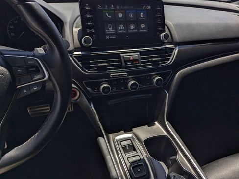 Used 2022 Honda Accord Sport image 9