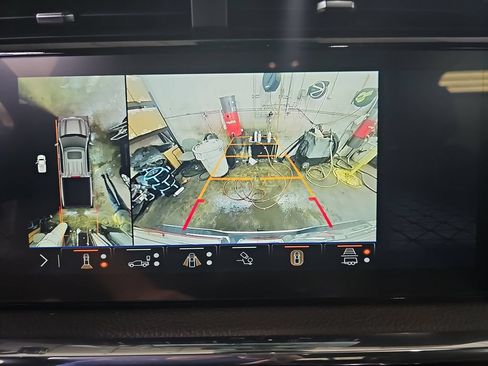 Certified 2024 GMC Sierra 1500 Denali w/ Denali Reserve Package AWD/4WD image 29