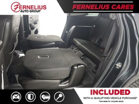 Used 2021 Chevrolet Traverse RS w/ LPO, Floor Liner Package image 23