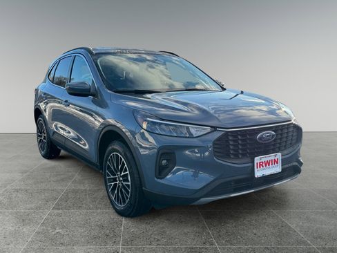 New 2026 Ford Escape SE image 7
