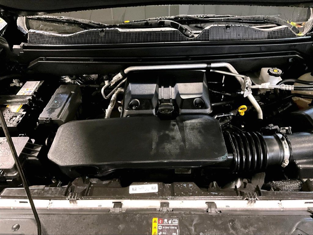 Used 2024 Chevrolet Colorado Trail Boss w/ Technology Package AWD/4WD image 30