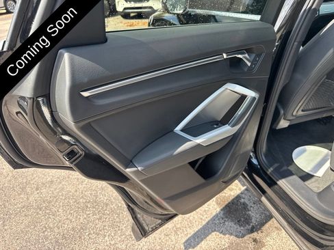 Used 2020 Audi Q3 2.0T Premium w/ Convenience Package AWD/4WD image 10