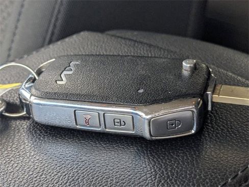 Certified 2024 Kia Sportage LX image 33