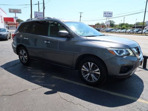 Used 2020 Nissan Pathfinder SL FWD image 3