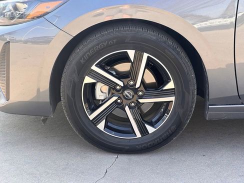 Used 2025 Nissan Sentra SV image 11