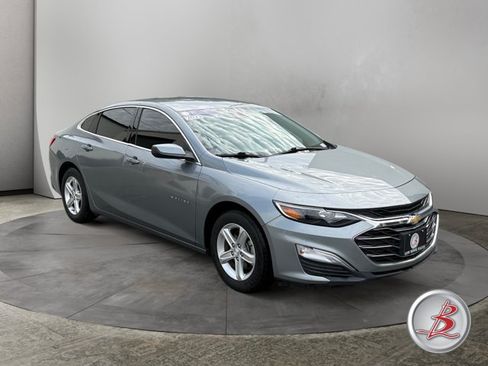 Used 2023 Chevrolet Malibu LS w/ Driver Confidence Package FWD image 1
