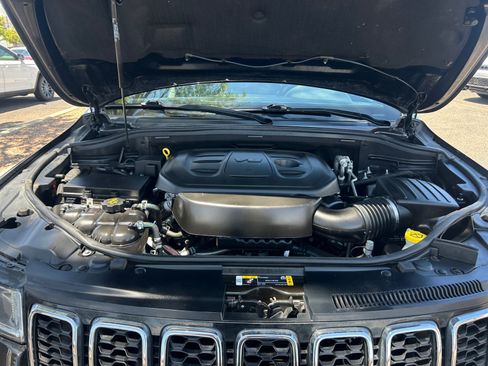 Used 2021 Jeep Grand Cherokee Limited w/ Luxury Group II AWD/4WD image 21
