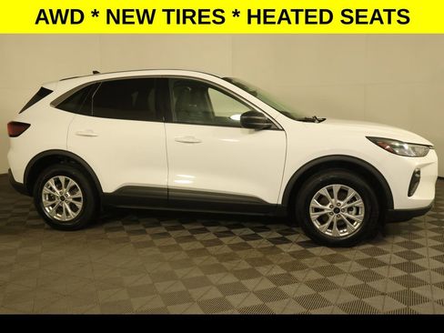 Used 2024 Ford Escape Active w/ Tech Pack #1 image 2