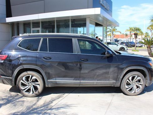 Used 2022 Volkswagen Atlas SEL image 13