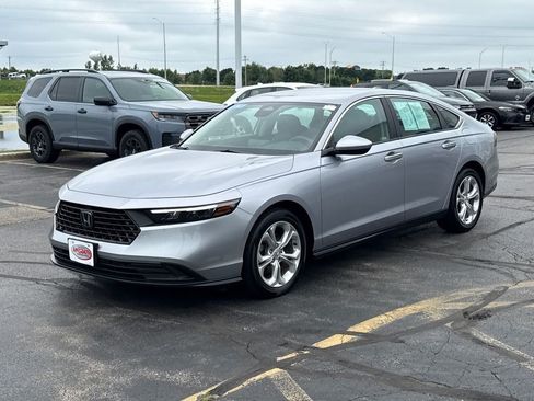 Certified 2023 Honda Accord LX image 7