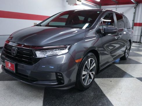 Used 2022 Honda Odyssey Touring image 5