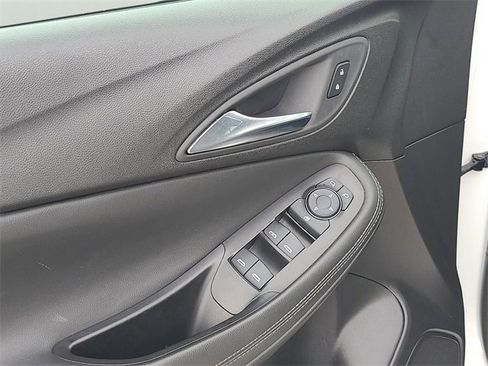 Used 2023 Buick Encore GX Preferred w/ Cold Weather Comfort Package image 19