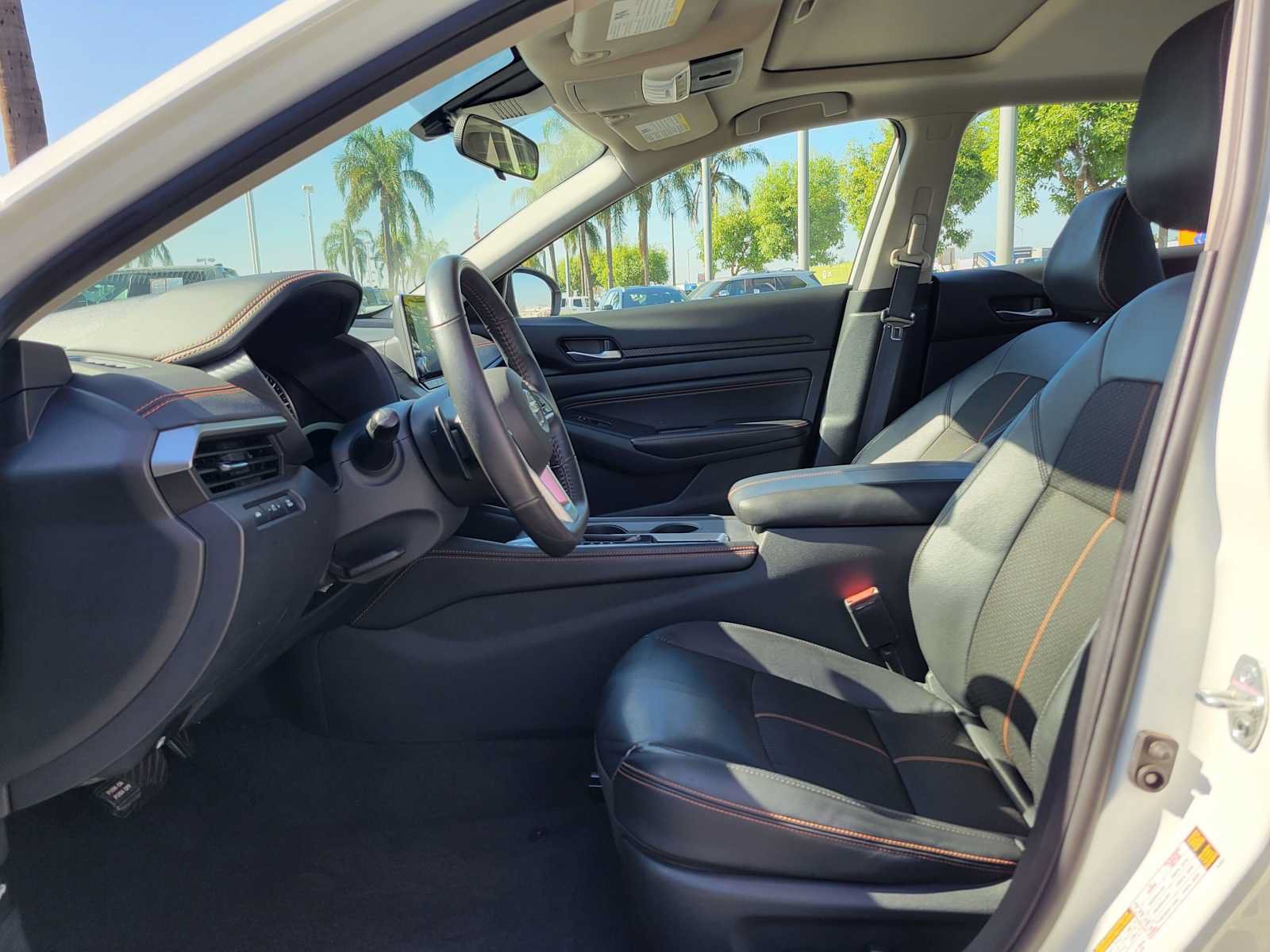 Used 2022 Nissan Altima 2.5 SR w/ Midnight Edition Package FWD image 20
