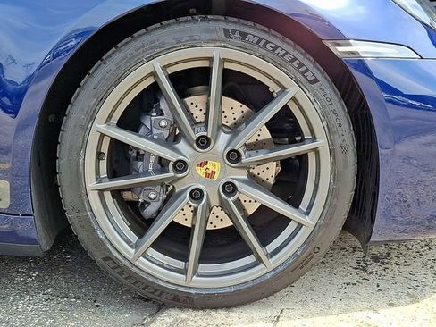 Certified 2024 Porsche 911 Carrera T RWD image 12