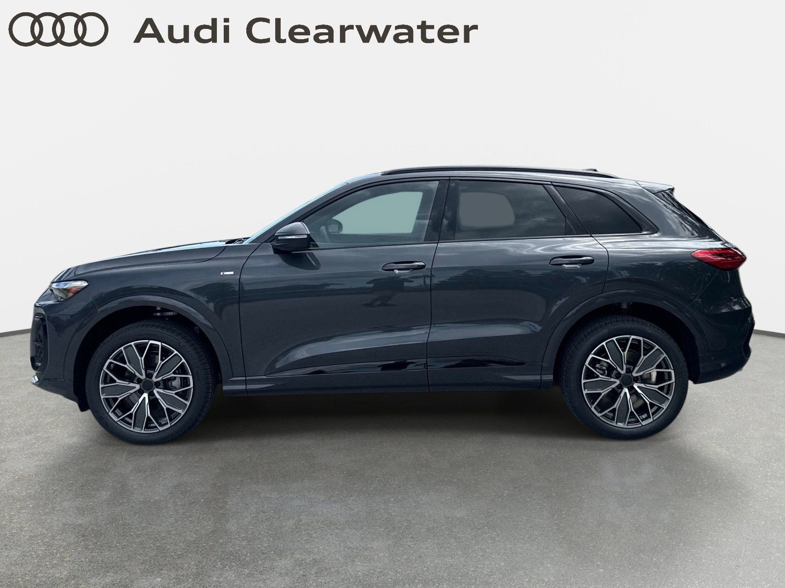 New 2026 Audi Q5 Premium Plus AWD/4WD image 2