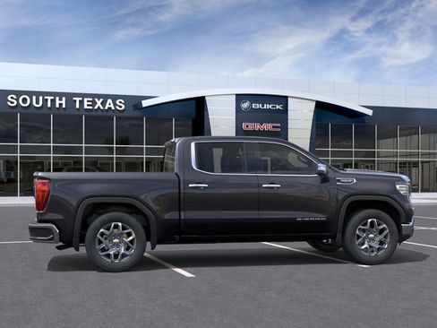 New 2026 GMC Sierra 1500 SLT image 5