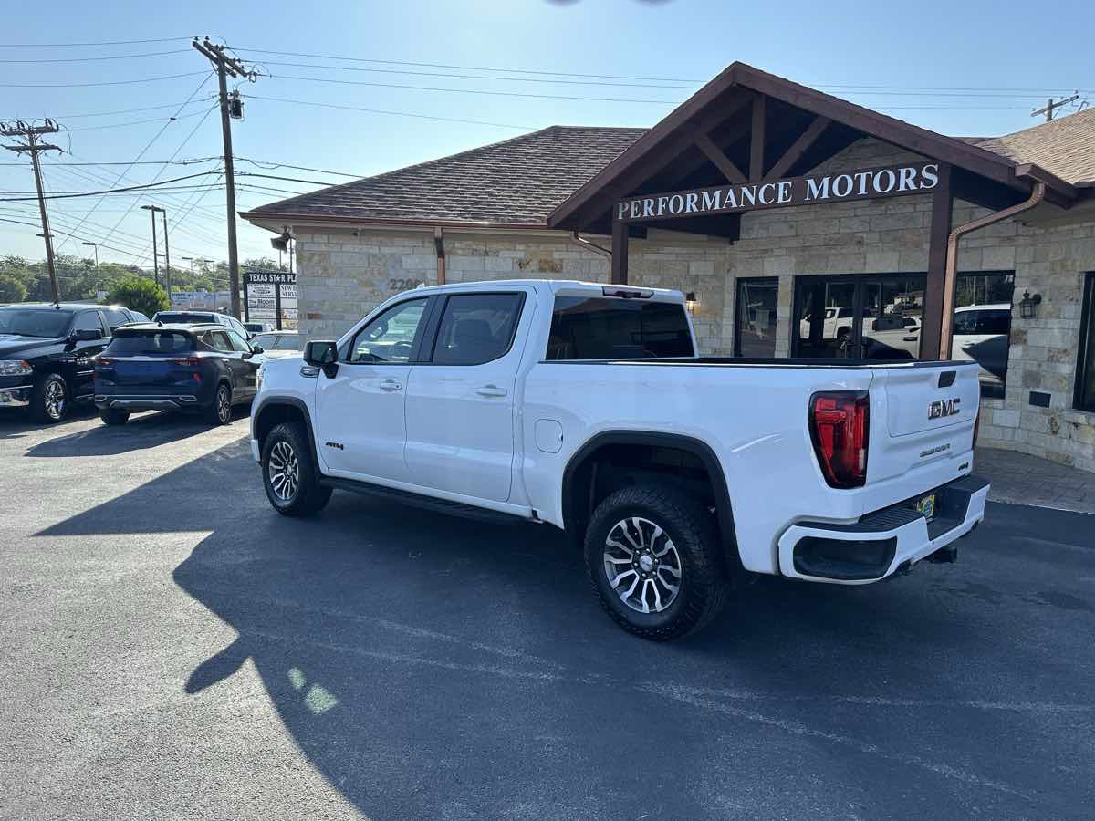 Used 2021 GMC Sierra 1500 AT4 w/ AT4 Premium Package AWD/4WD image 3