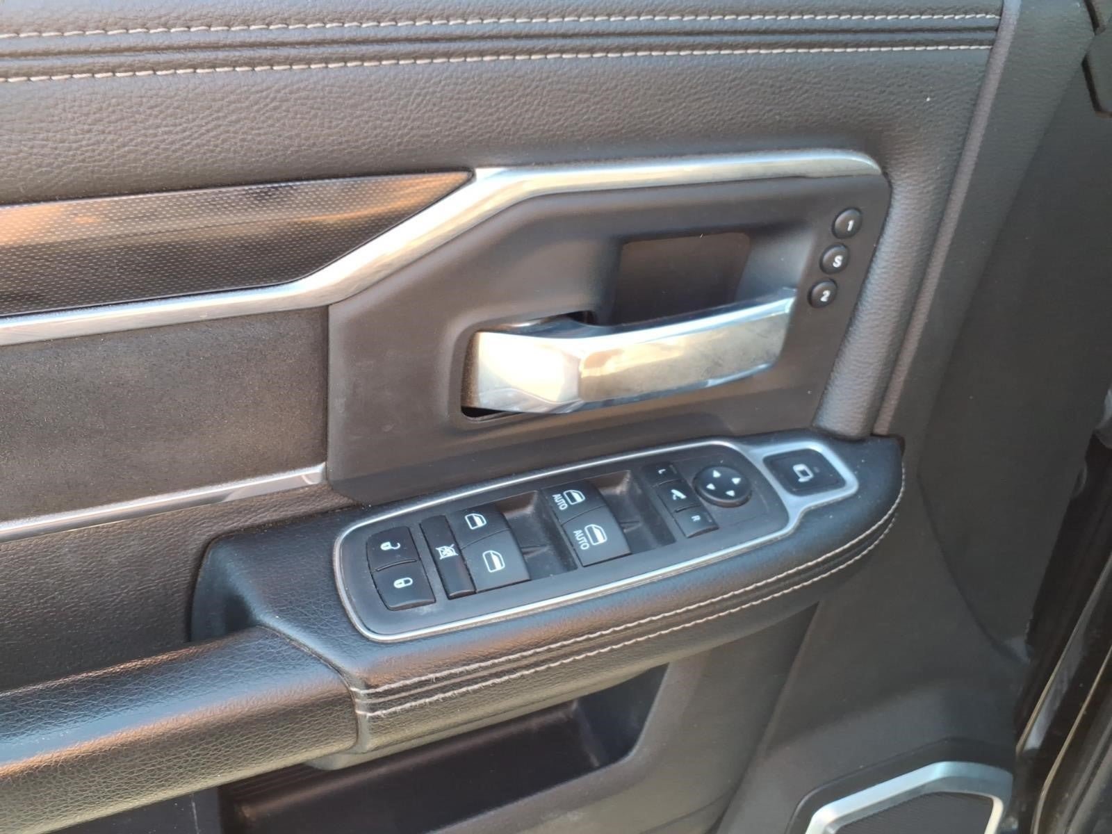 Used 2022 RAM 2500 Laramie AWD/4WD image 12