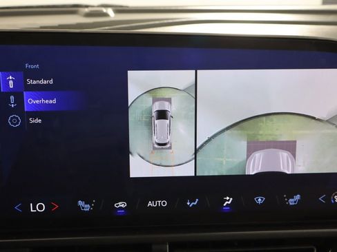 Used 2024 Chevrolet Equinox EV RS w/ LPO, Trailering Package image 42