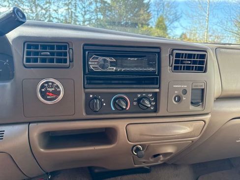 Used 2001 Ford F350 XL image 19