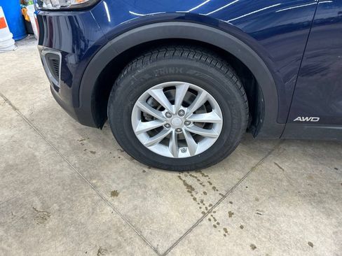 Used 2018 Kia Sorento AWD image 28