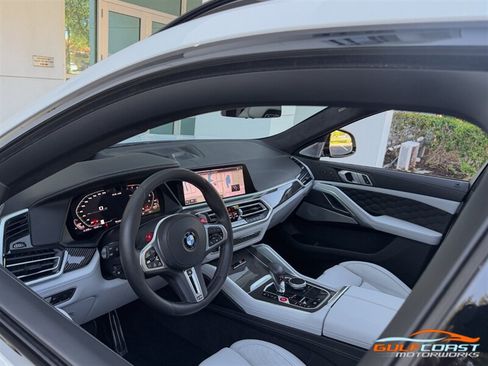 Used 2020 BMW X6 M Competition AWD/4WD image 2