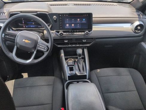 Used 2023 Chevrolet Colorado LT w/ LT Convenience Package RWD image 15