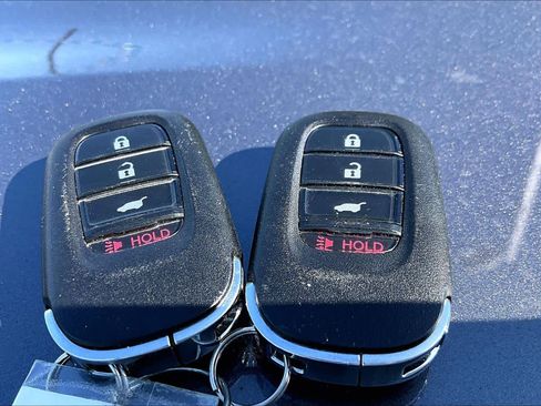 Used 2024 Honda HR-V LX image 14