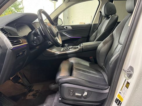 Used 2021 BMW X7 xDrive40i w/ Premium Package AWD/4WD image 22