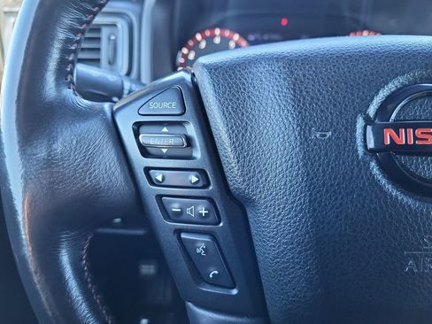 Used 2021 Nissan Titan PRO-4X w/ Pro-4x Convenience Package image 21