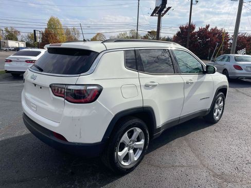 Used 2018 Jeep Compass Latitude image 4