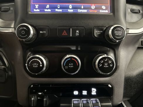 Used 2021 RAM 2500 Big Horn w/ Level 1 Equipment Group AWD/4WD image 19