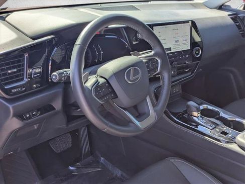 Used 2024 Lexus NX 250 FWD image 9