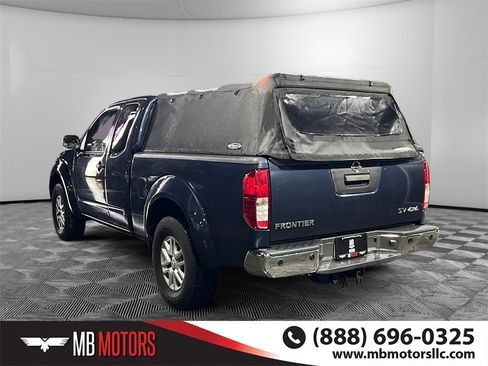 Used 2015 Nissan Frontier SV image 7