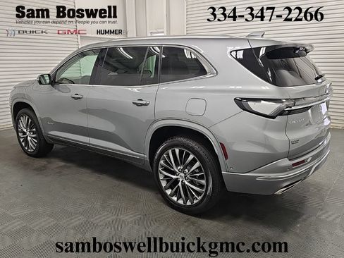 New 2026 Buick Enclave Avenir w/ Super Cruise Package FWD image 5