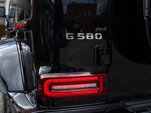 Used 2025 Mercedes-Benz G 580 w/ EQ Technology image 22