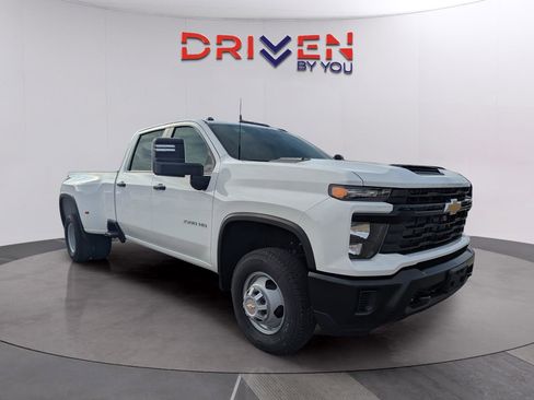 New 2026 Chevrolet Silverado 3500 W/T image 9