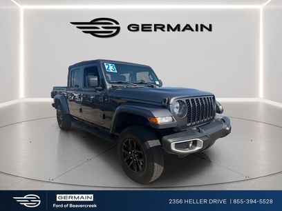 Used 2023 Jeep Gladiator Sport