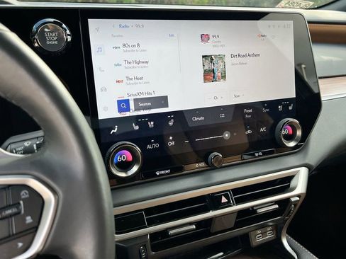 Certified 2025 Lexus RX 350 Premium w/ Accessory Package image 15