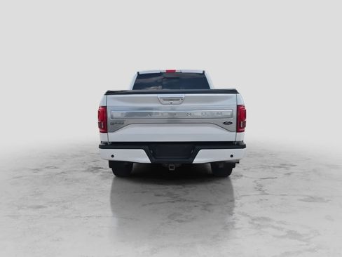 Used 2015 Ford F150 Platinum w/ Equipment Group 701A Luxury AWD/4WD image 7