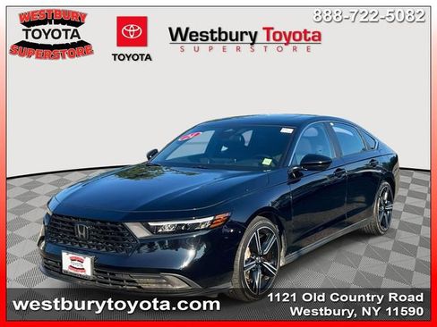 Used 2024 Honda Accord Sport image 5