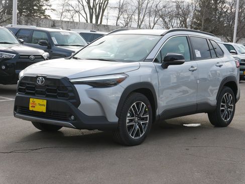 New 2026 Toyota Corolla Cross XLE image 4