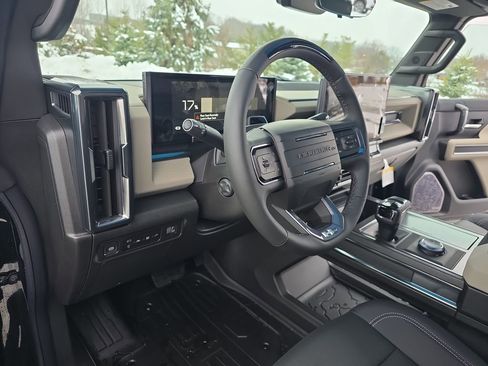 New 2026 GMC Hummer EV SUV AWD/4WD image 17
